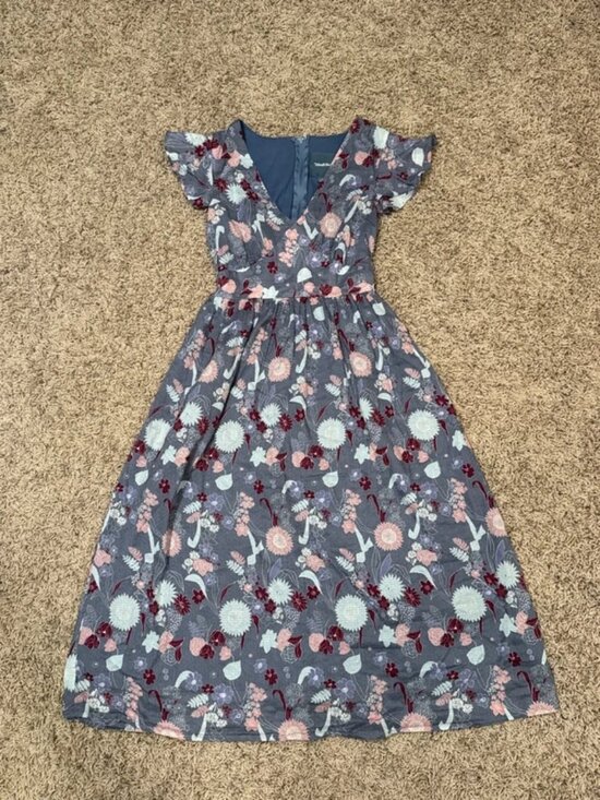 ModCloth Dresses & Skirts - ModCloth floral dress